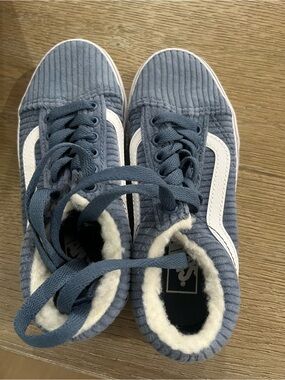 *BRAND NEW IN BOX* Vans Corduroy Low-Top Sneakers - Dusty Blue Old Skool  13